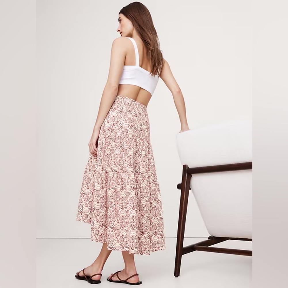Banana Republic Rose Pattern Midi Skirt - 8 Tall